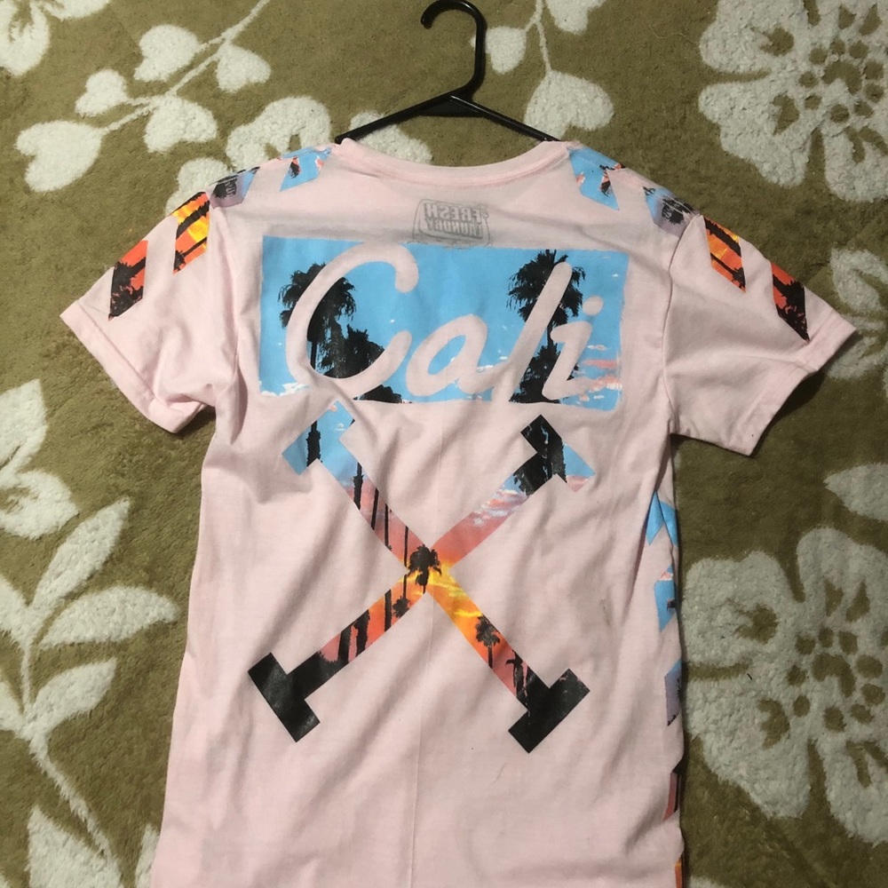Cali Tee - Picture 2 of 3